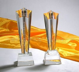 鼎盛千秋琉璃宝鼎 工艺精粹与成功寓意的完美融合